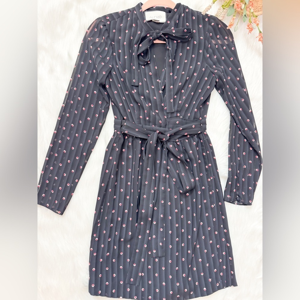Alexis Dress XS Leila dress mini wrap dress nwot